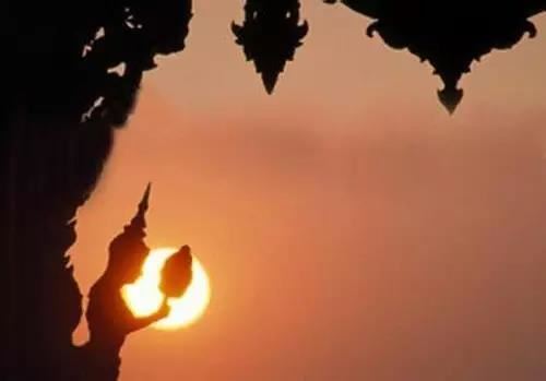 海鲜店的名字取什么好，怎么搞好品牌优势工作？