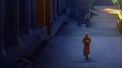 城墙土命是几等命，几月出生的好？