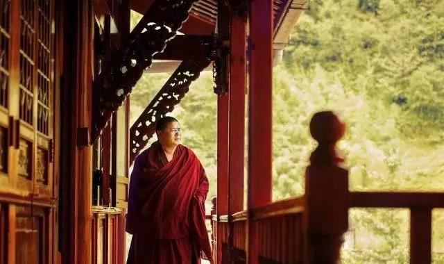 梦见发大水是什么意思，大师教你解梦梦见发大水？