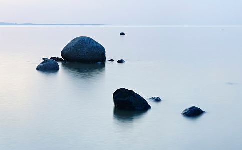 水瓶座男人魅力越来越大
