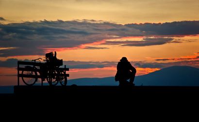 遇到感情问题怎么办？道长教你如何解决感