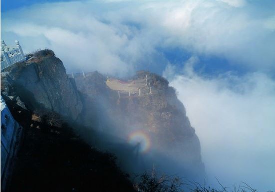 偏印格女命的人特点，偏印格女人最有气质？