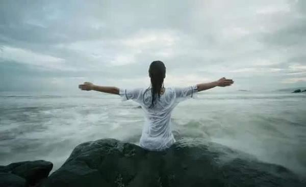 你不知道的风水秘法，谢霆锋种生基躲避牢狱之灾