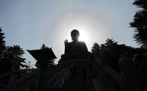 76年属龙人三大坎是什么