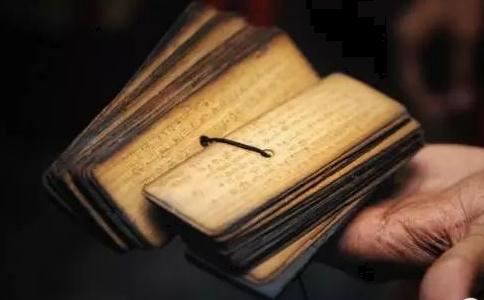 有没有看手相大师的微信？