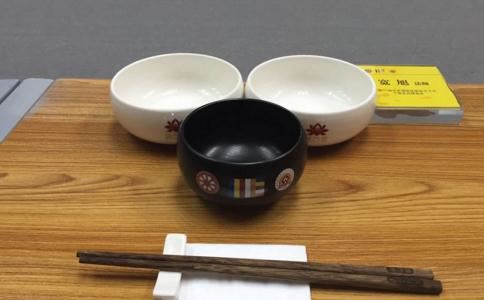 手相奇特手纹， 事业小有成就财运上涨？