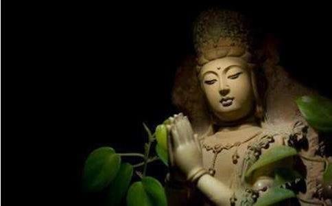 烂桃花很多的人有什么特征，有这7个特征的人烂桃花非常多