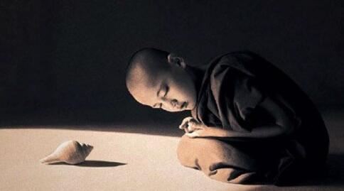 92年属猴佩戴什么首饰最好